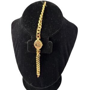 Lady Sovereign Gold Tone Band Oval Shaped Face Digital Wristwatch